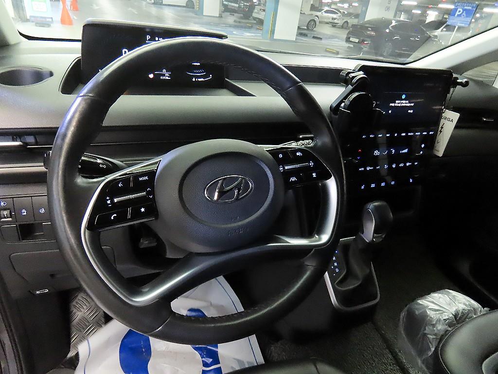 HYUNDAI Staria - Vista 8