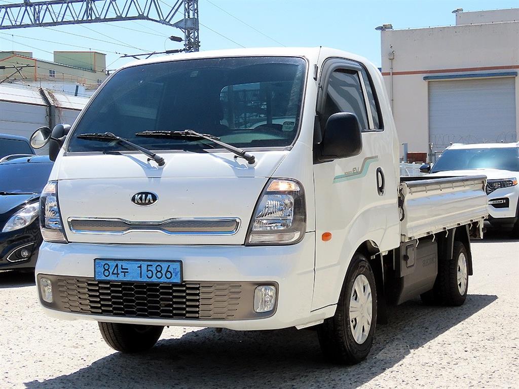 Small Truck Cargo (small) - Vista 2