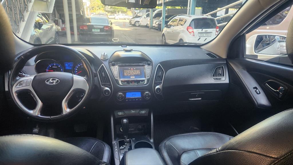 HYUNDAI Tucson - Vista 5