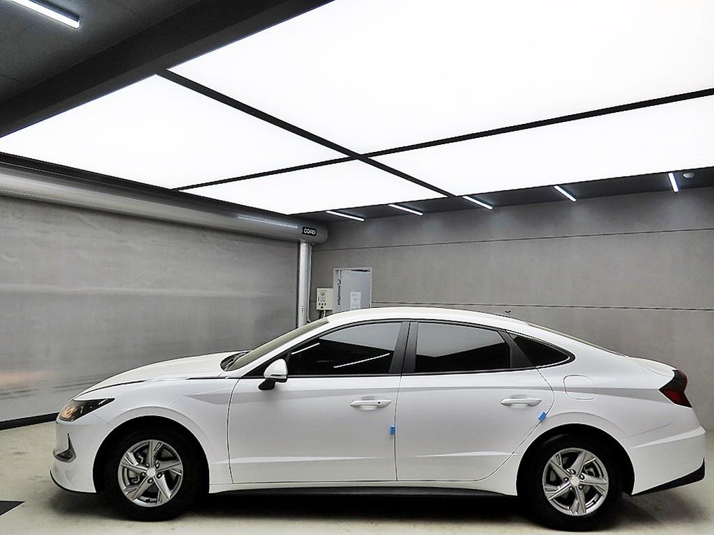 HYUNDAI Sonata - Vista 4