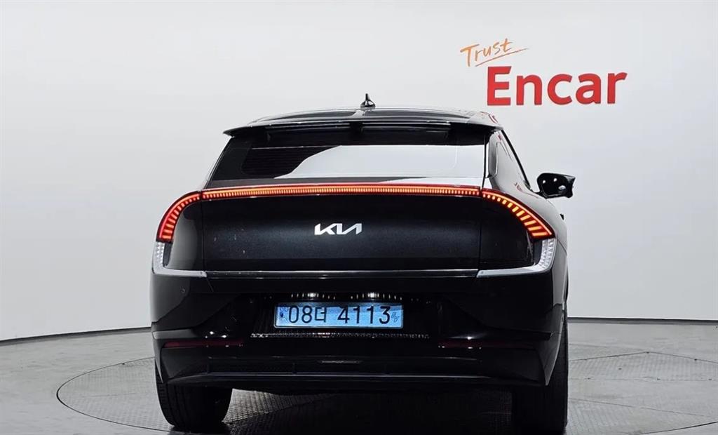 KIA EV6 - Vista 4