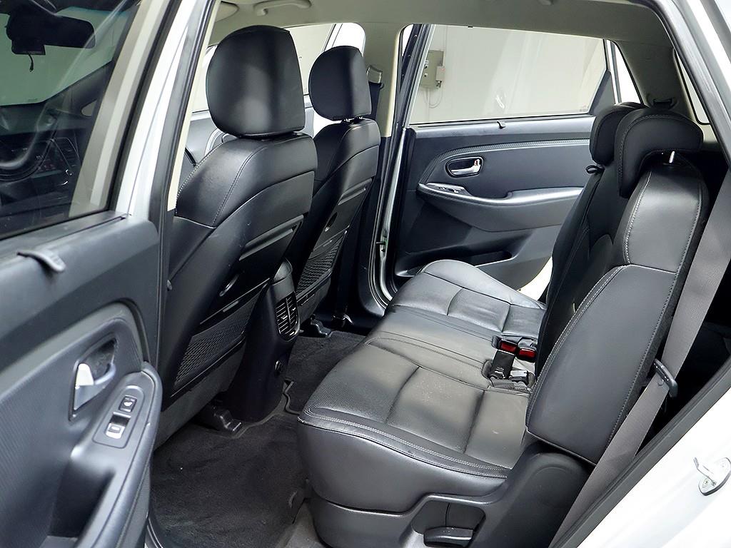 KIA Carens 2018 Gris - Importación desde Corea - HF Imports Iquique - Foto 12
