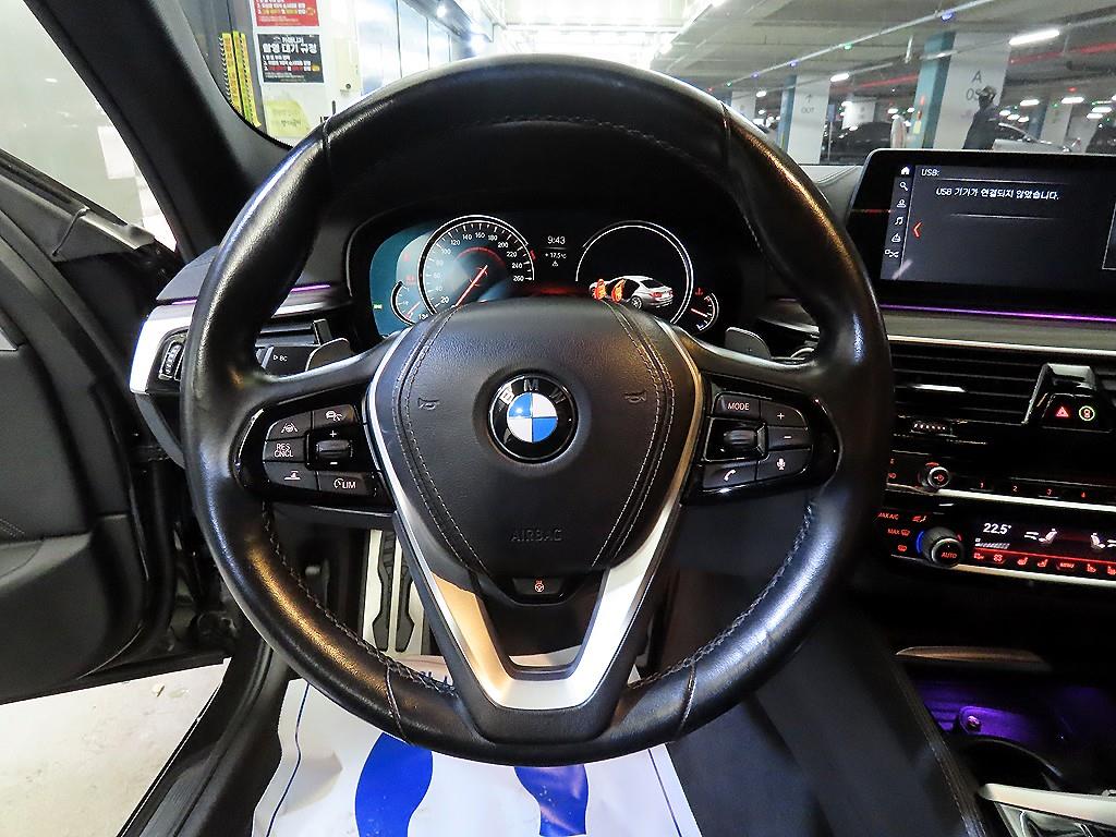 BMW 5 Series - Vista 8