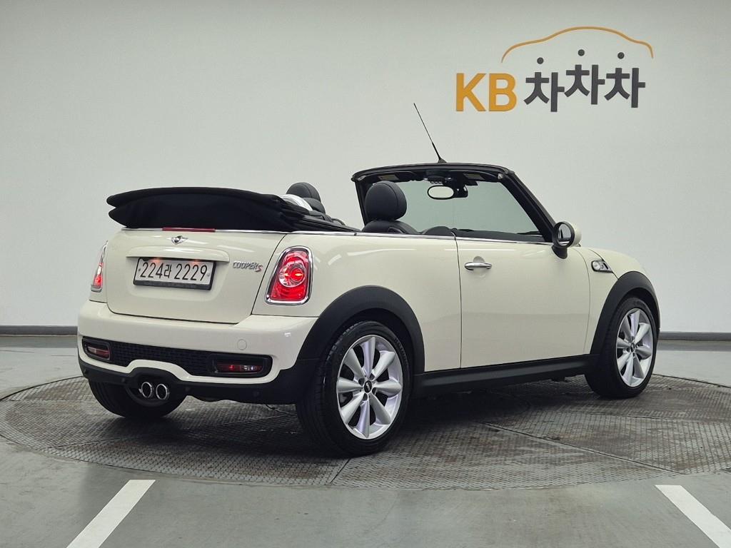 Mini Cooper Convertible - Vista 4