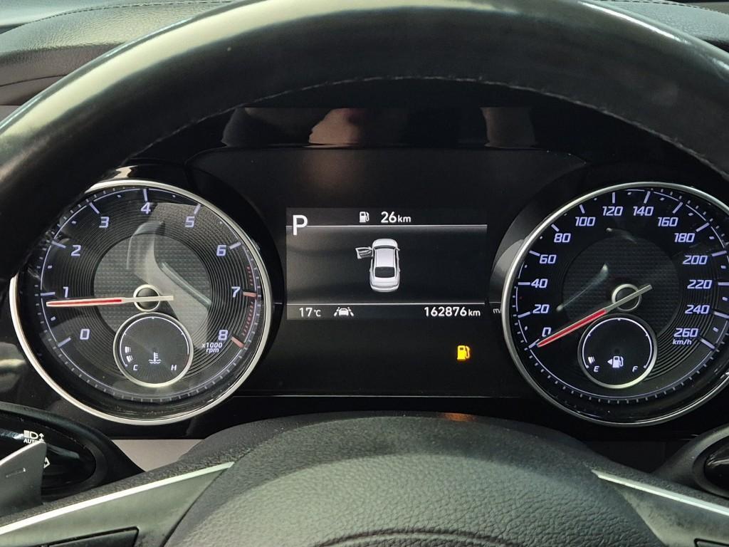 HYUNDAI Grandeur - Vista 6