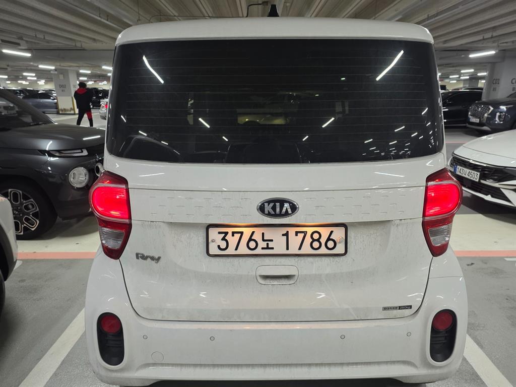 KIA Ray - Vista 3