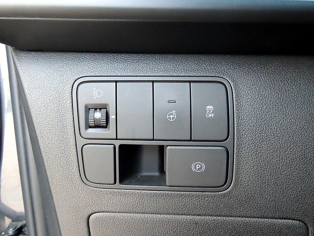 HYUNDAI Staria - Vista 12