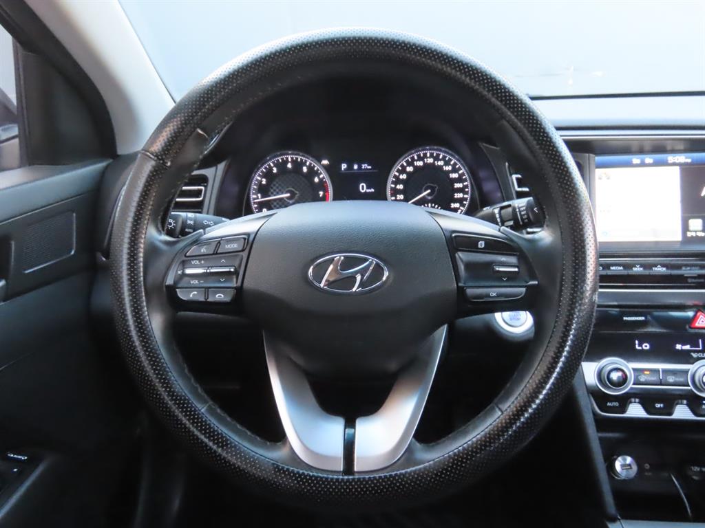 HYUNDAI Avante 2019 Negro - Importación desde Corea - HF Imports Iquique - Foto 11