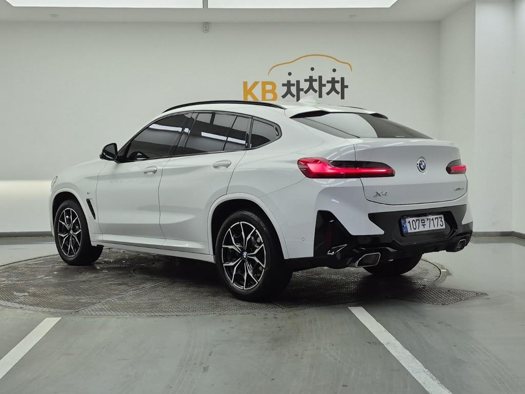 BMW X4 - Vista 3