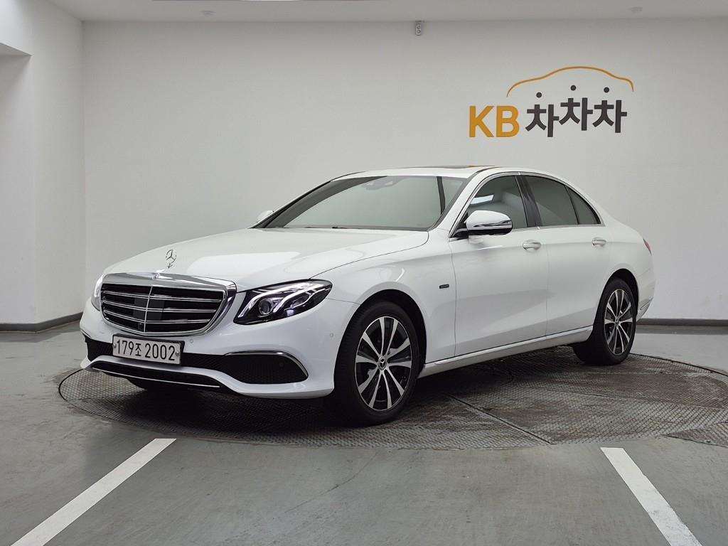 Mercedes Benz E class 2020 Blanco - Importación desde Corea - HF Imports Iquique - Foto 1
