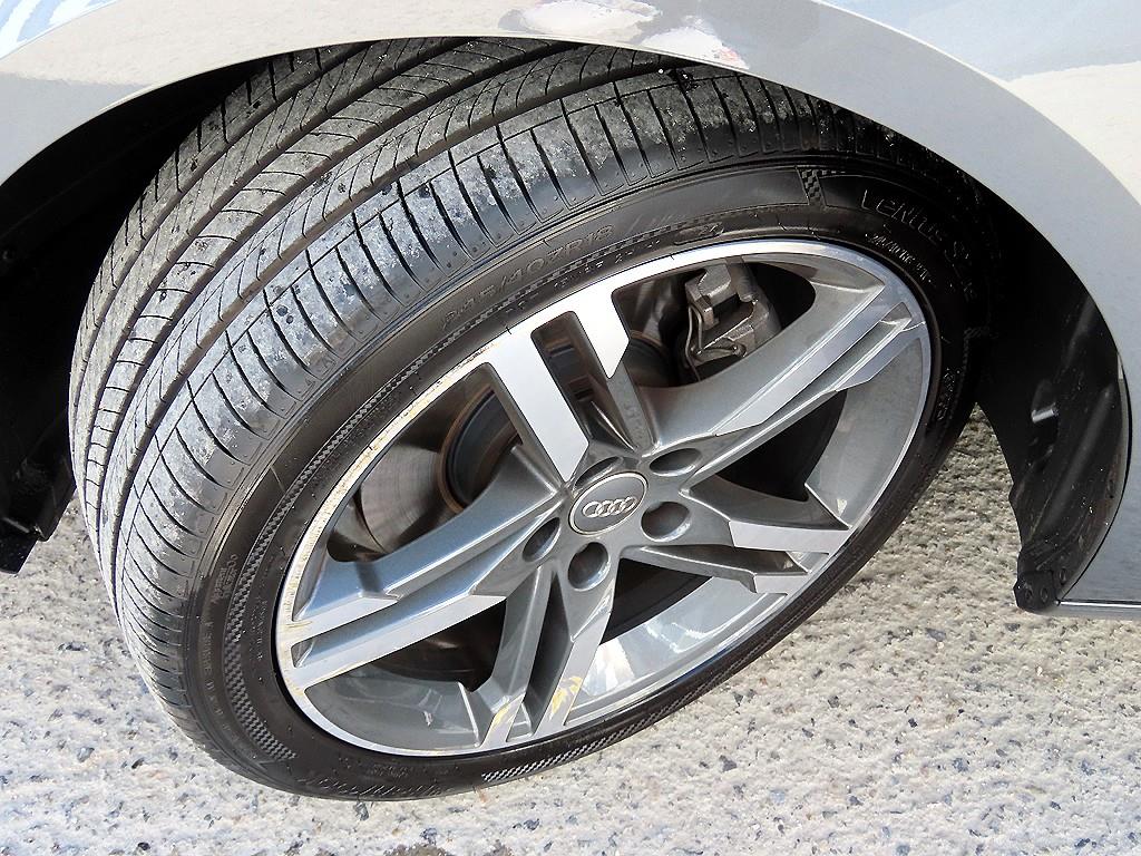 Audi A4 2019 Gris - Importación desde Corea - HF Imports Iquique - Foto 20