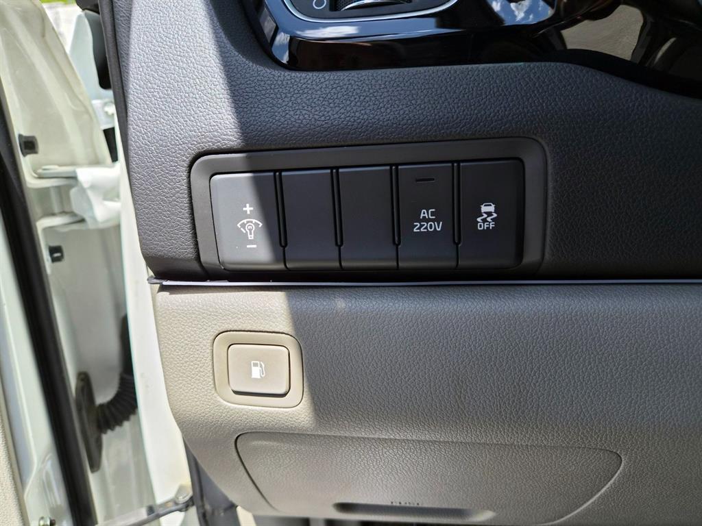 KIA Carnival 2017 Blanco - Importación desde Corea - HF Imports Iquique - Foto 13