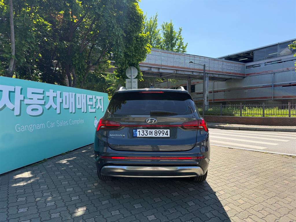HYUNDAI Santa Fe - Vista 5