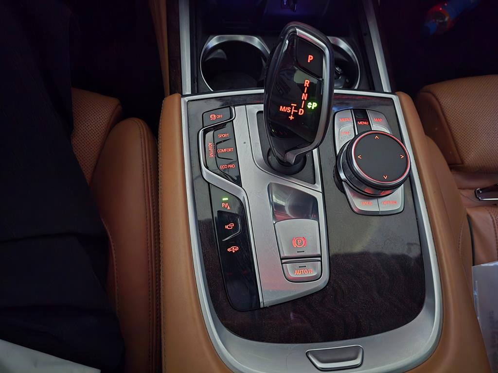 BMW 7 Series 2018 Gris - Importación desde Corea - HF Imports Iquique - Foto 14