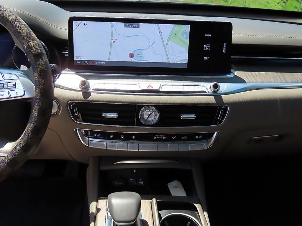 KIA K9 - Vista 10