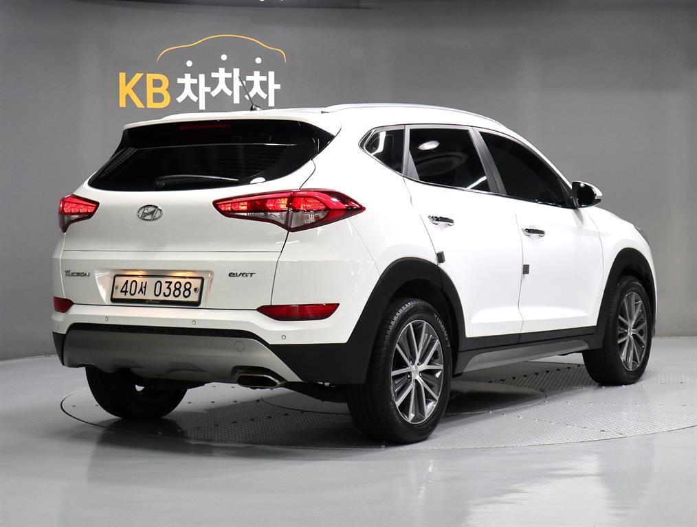 HYUNDAI Tucson - Vista 3