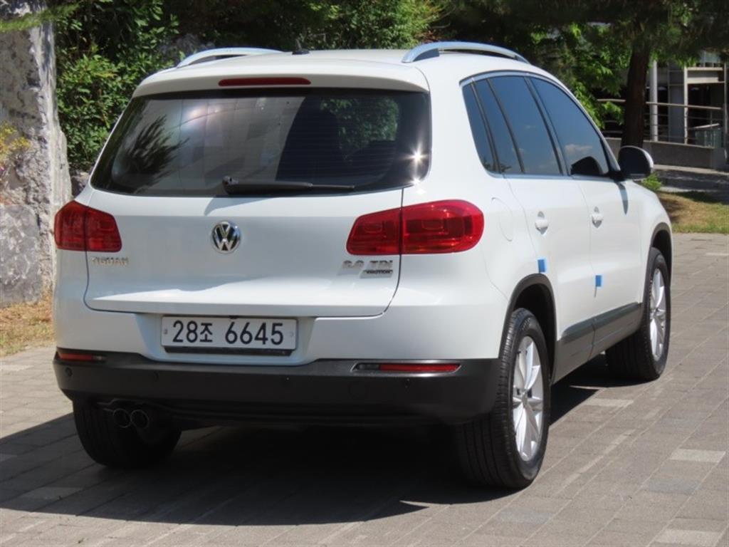 Volkswagen Tiguan - Vista 5