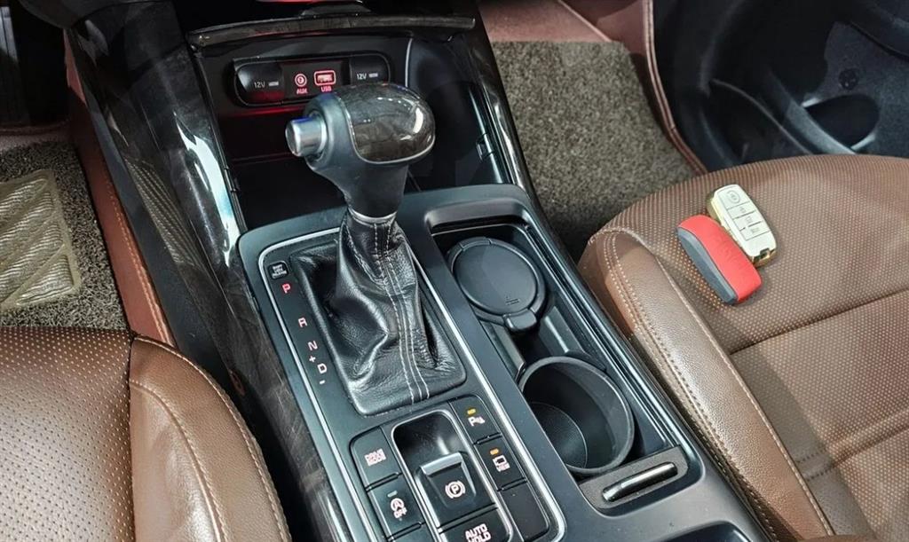KIA Sorento - Vista 9
