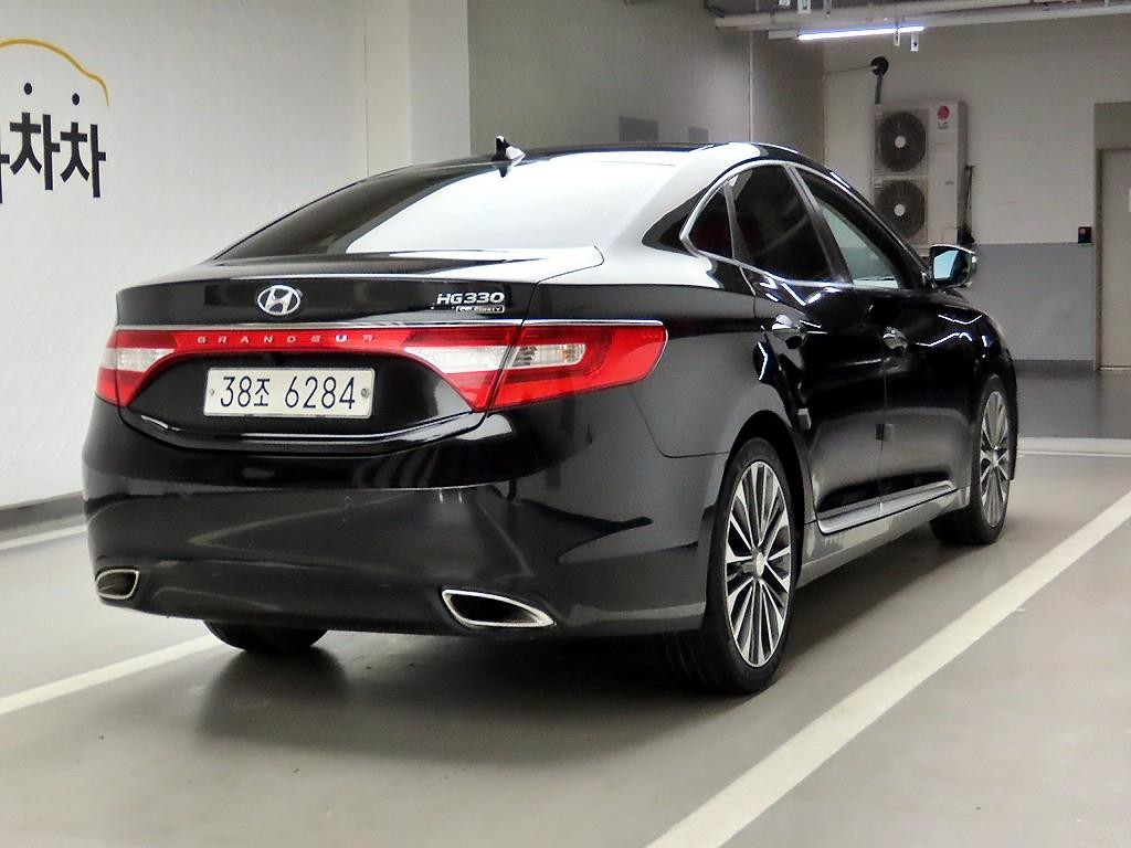 HYUNDAI Grandeur - Vista 4