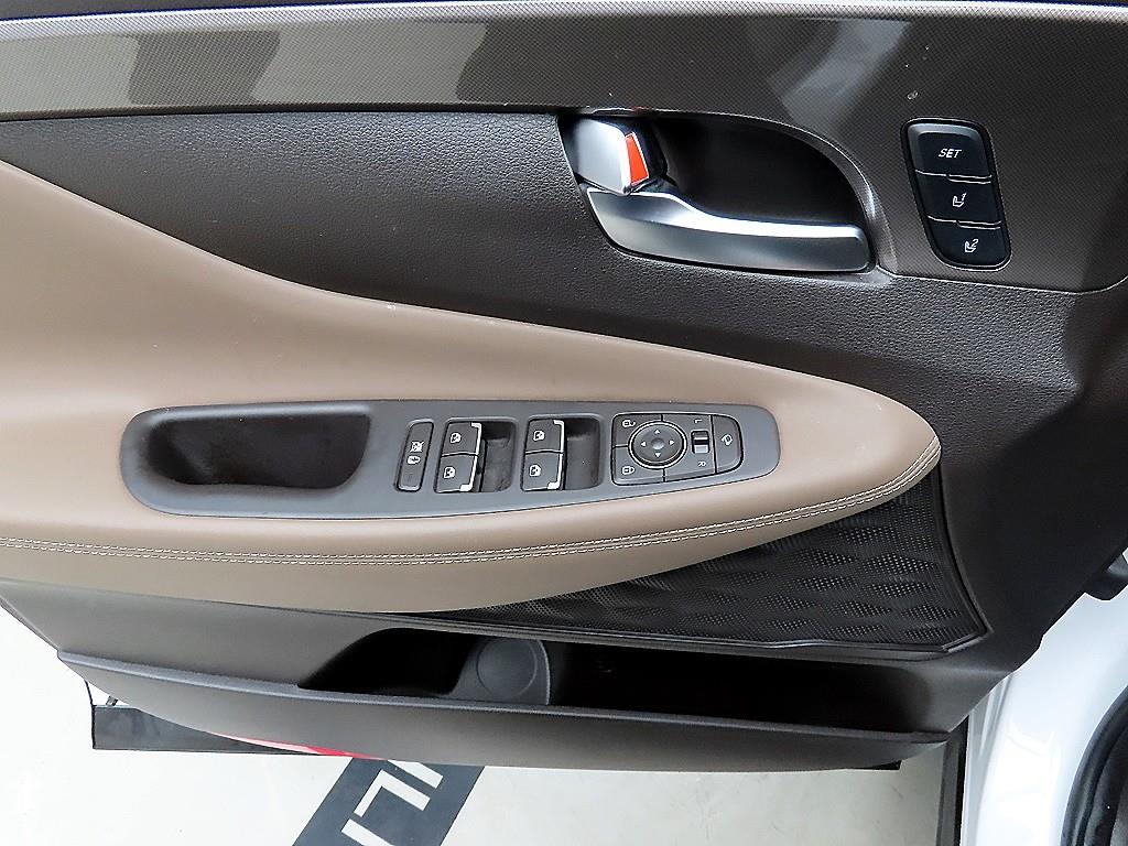 HYUNDAI Santa Fe - Vista 11