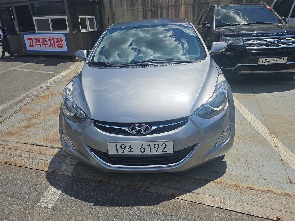 HYUNDAI Avante 2012 Gris - Importación desde Corea - HF Imports Iquique - Foto 1