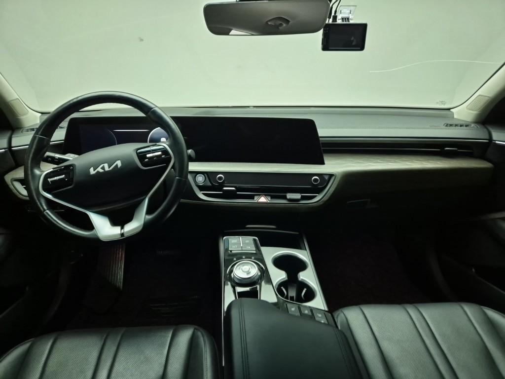 KIA K8 - Vista 8