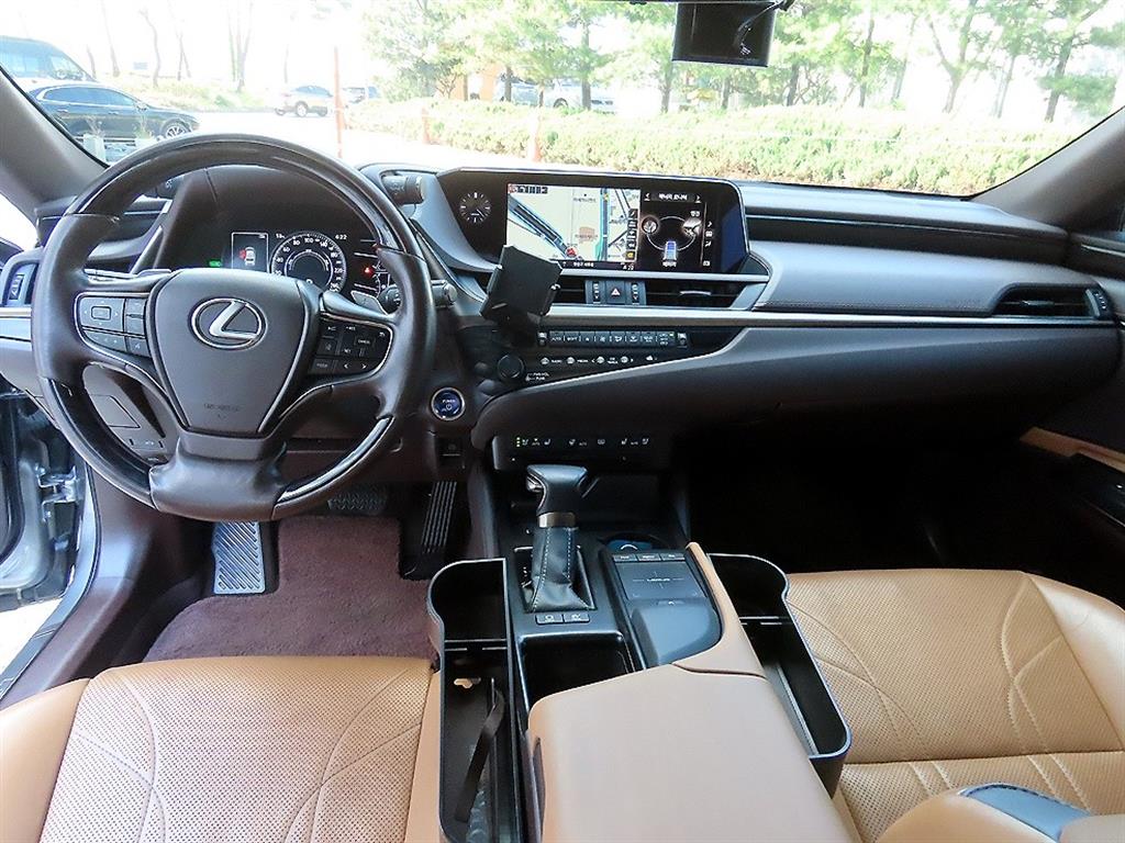 Lexus ES - Vista 7