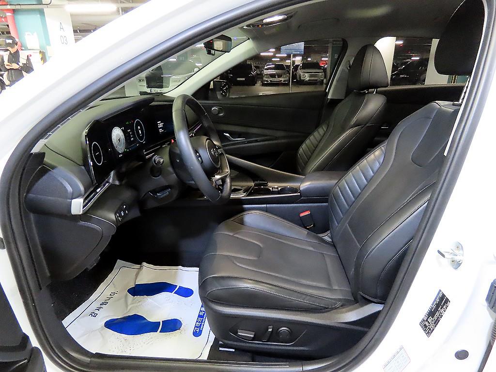 HYUNDAI Avante - Vista 6