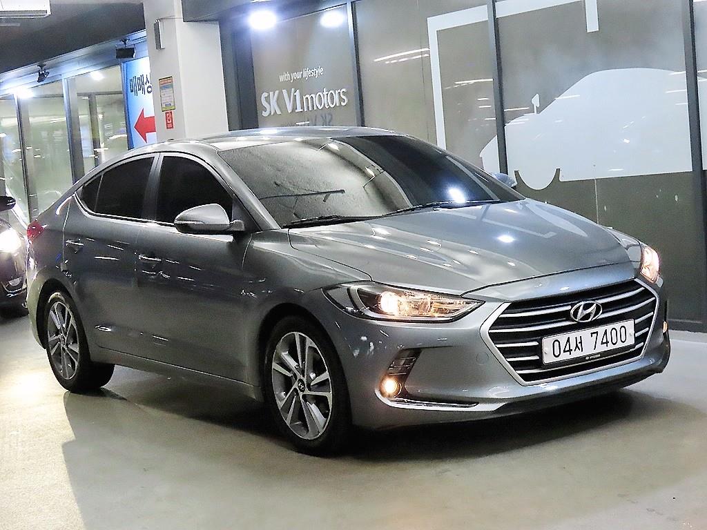 HYUNDAI Avante 2017 Gris - Importación desde Corea - HF Imports Iquique - Foto 1