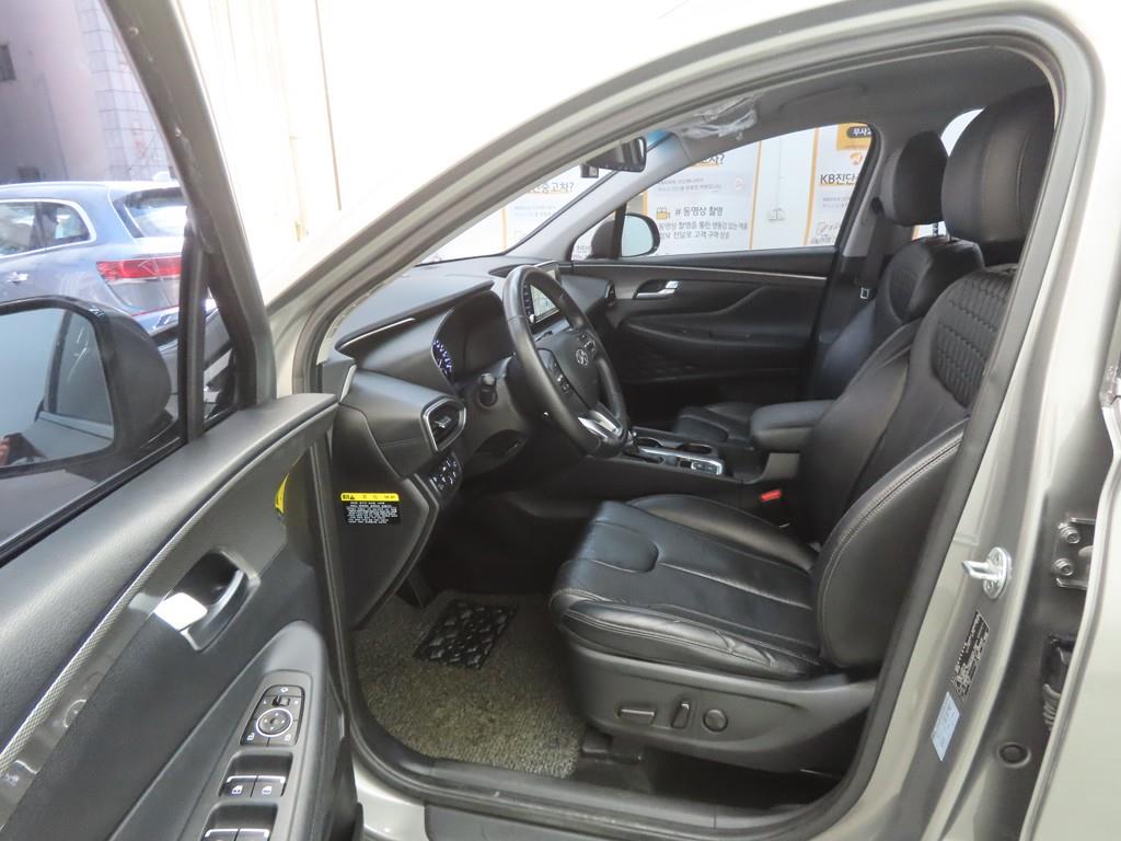 HYUNDAI Santa Fe - Vista 5