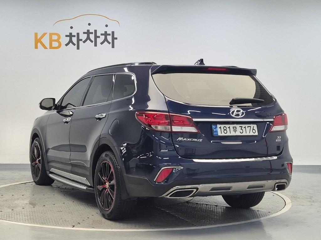 HYUNDAI Maxcruz - Vista 6
