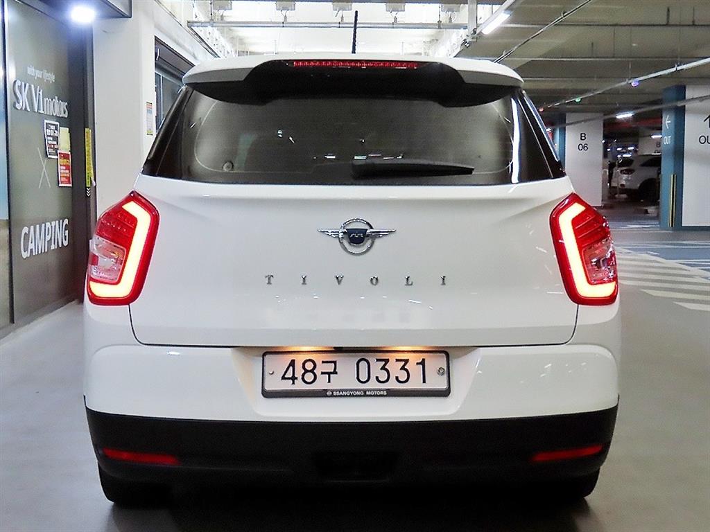 Ssangyong Tivoli - Vista 5
