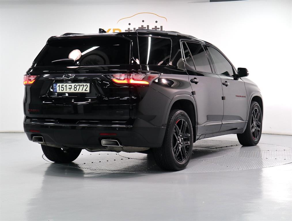 Chevrolet Travers - Vista 3
