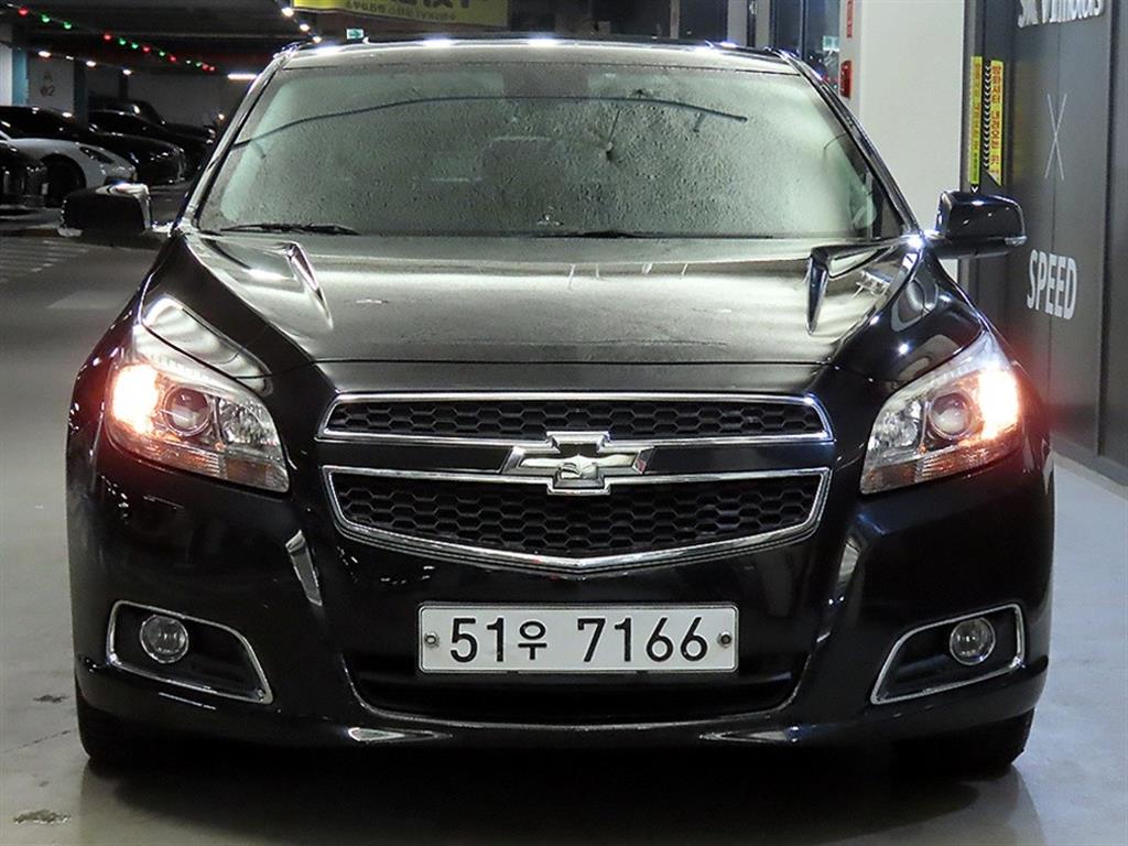 Chevrolet Malibu - Vista 2