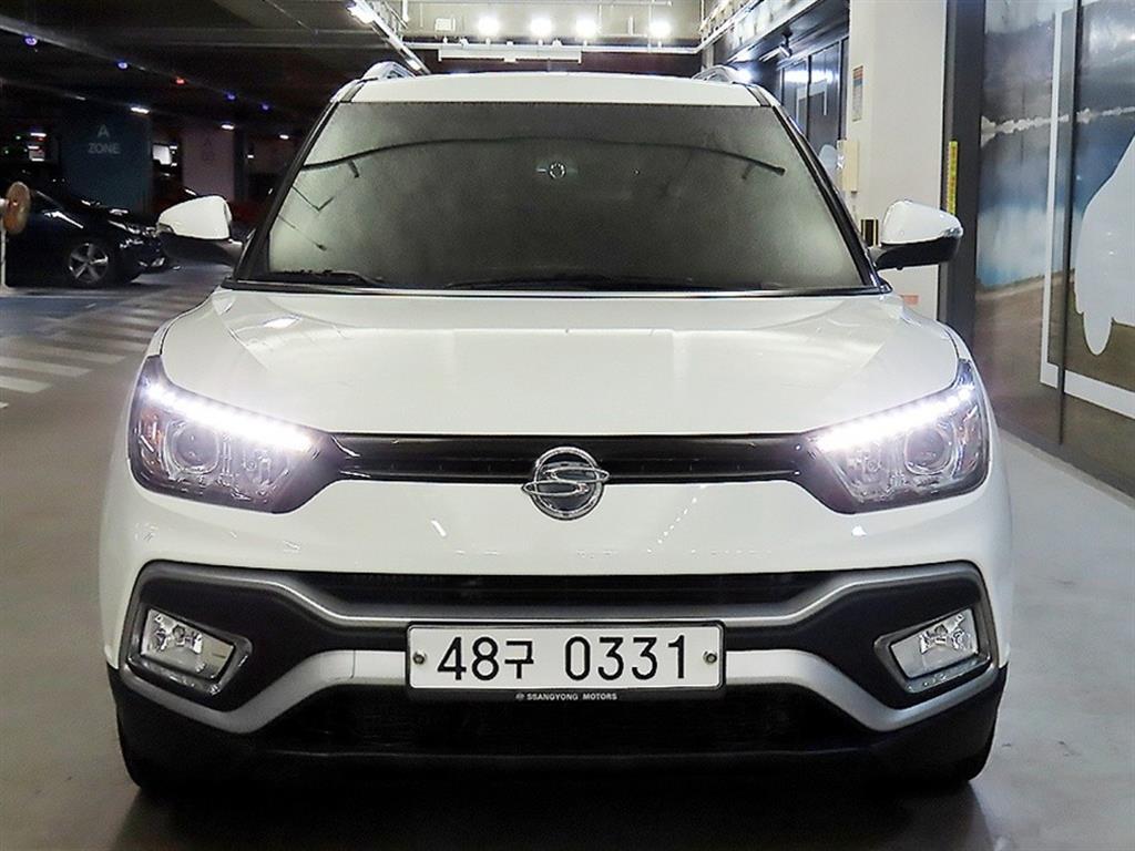 Ssangyong Tivoli - Vista 2