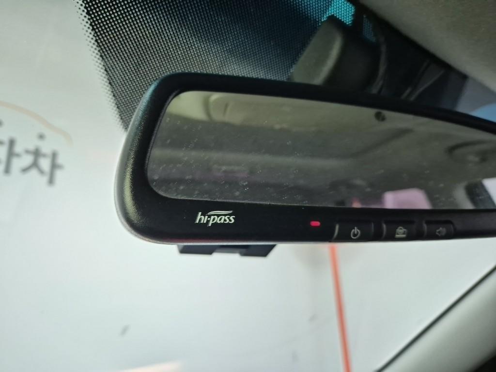Ssangyong Tivoli 2017 Negro - Importación desde Corea - HF Imports Iquique - Foto 15