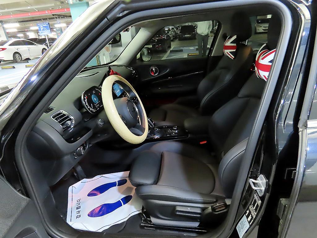 Mini Clubman - Vista 6