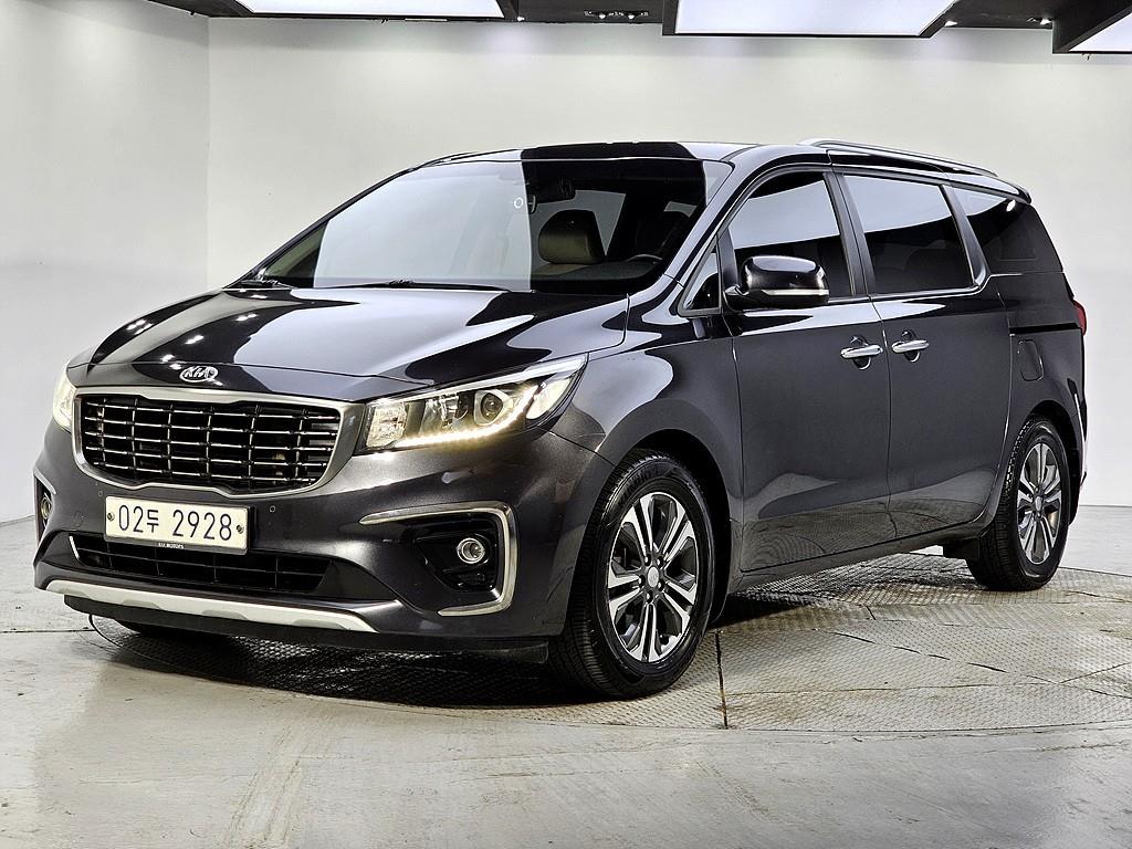 KIA Carnival 2019 Negro - Importación desde Corea - HF Imports Iquique - Foto 1