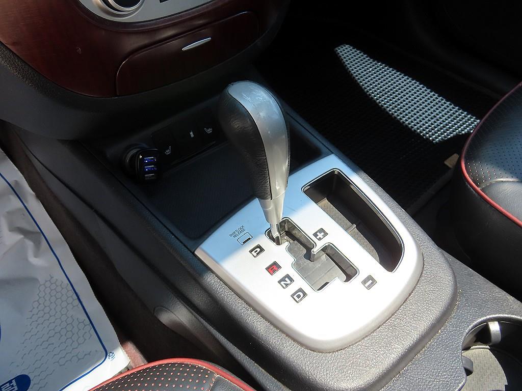 HYUNDAI Santa Fe - Vista 10