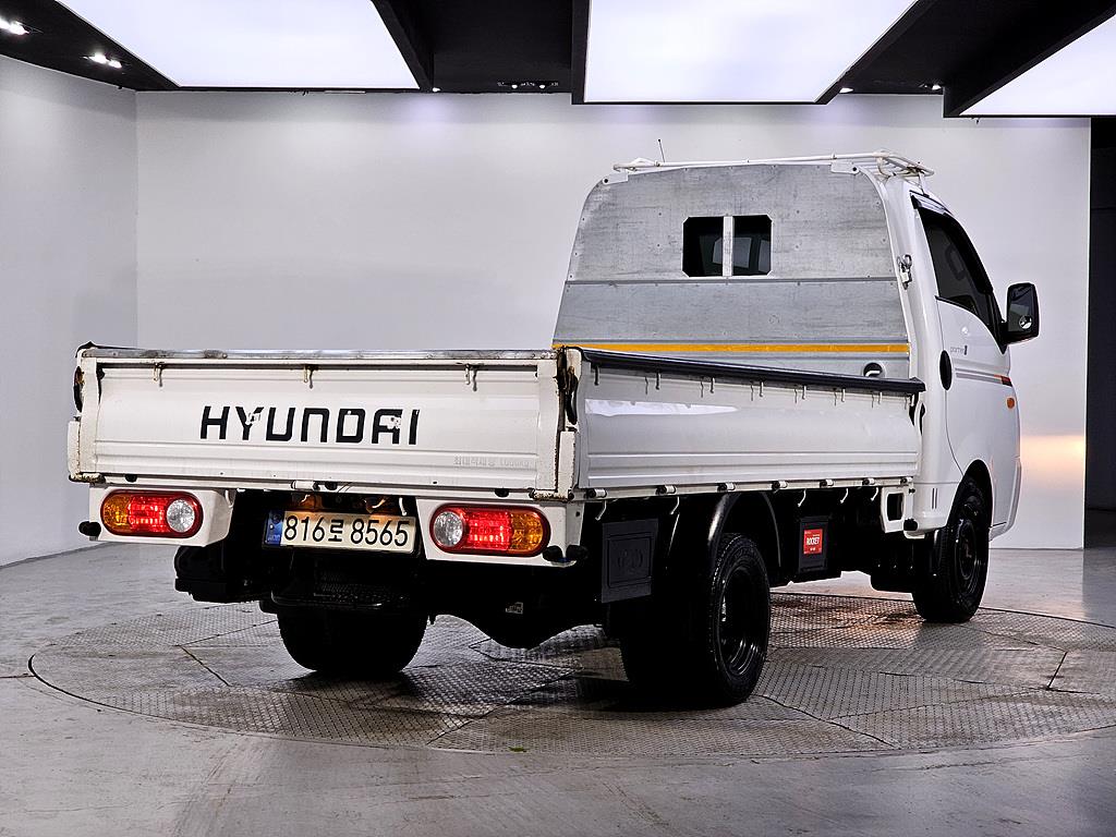 Small Truck Cargo (small) - Vista 4