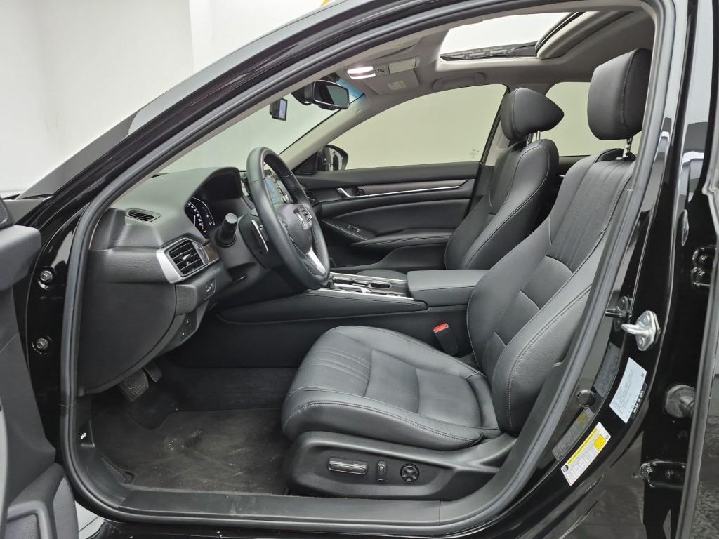 Honda Accord - Vista 11