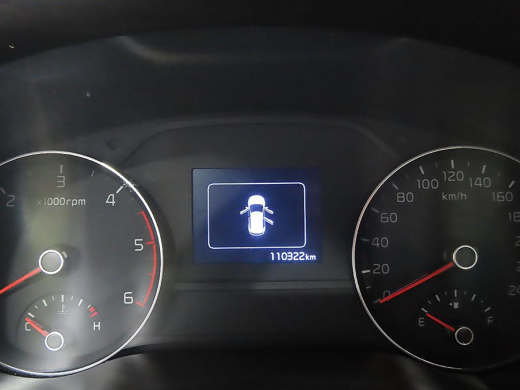 KIA Sportage - Vista 11