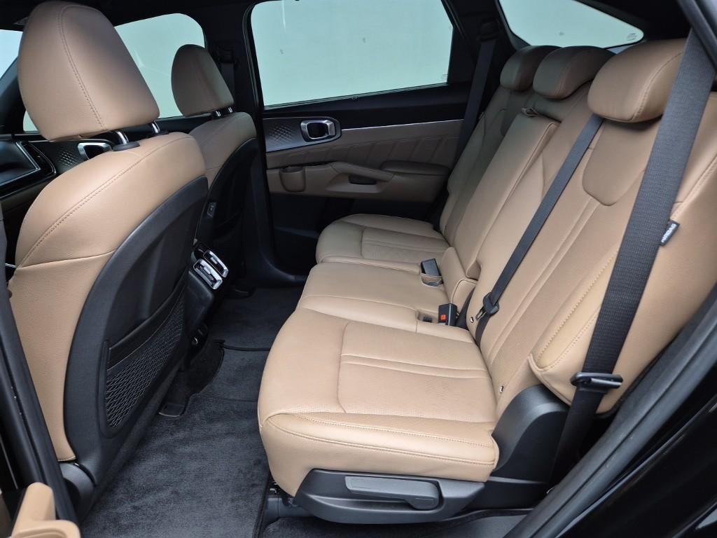 KIA Sorento - Vista 12