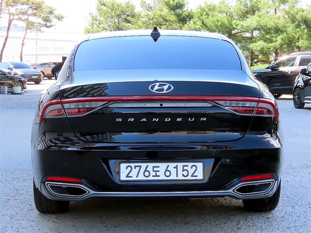 HYUNDAI Grandeur - Vista 4
