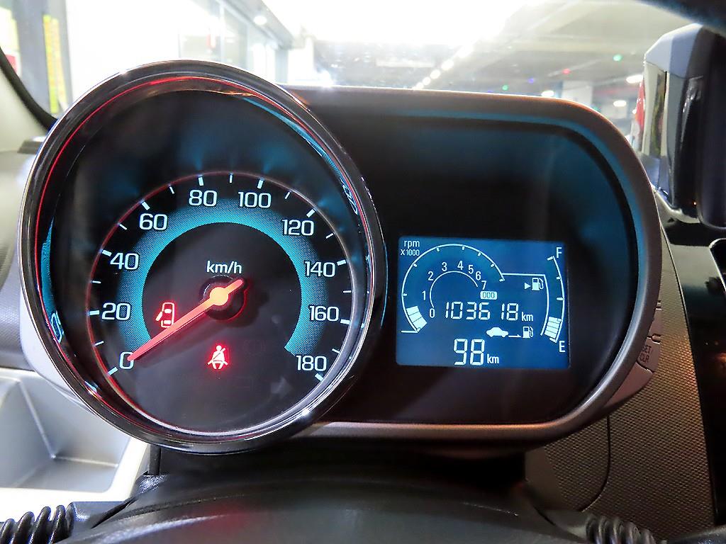 Chevrolet Spark - Vista 9