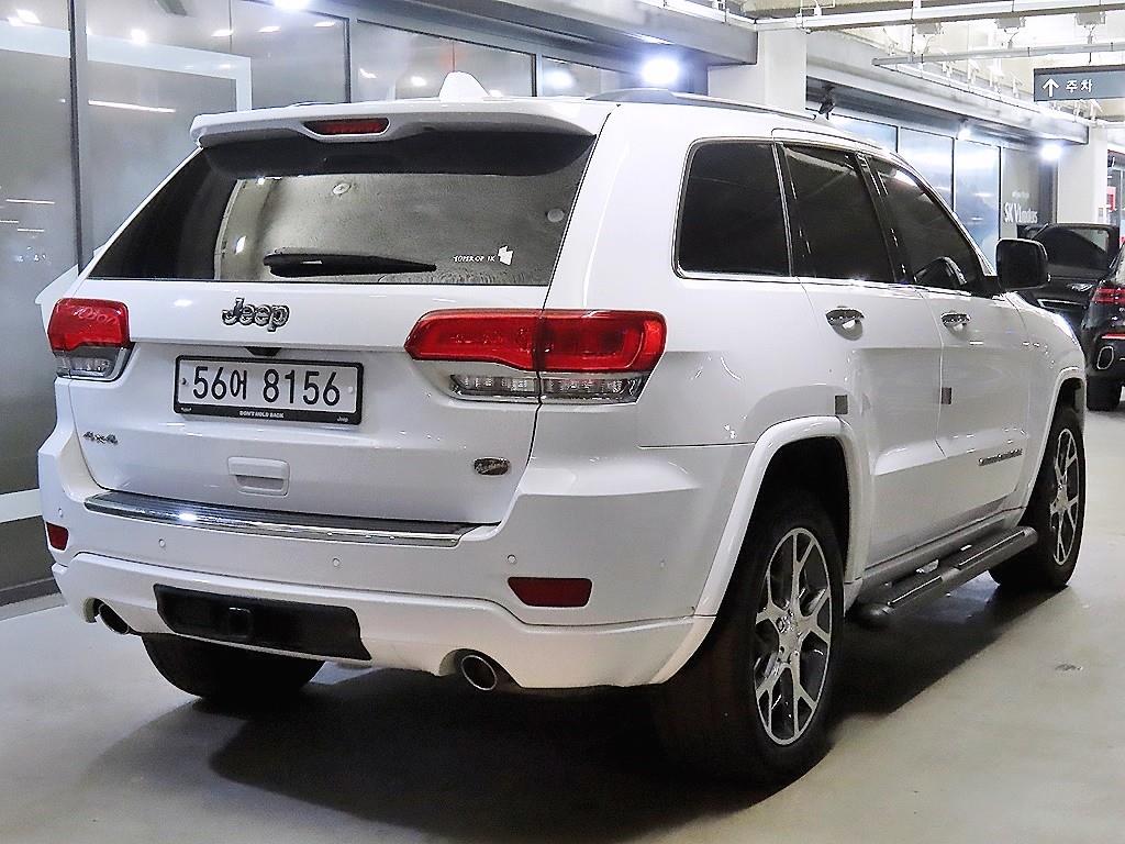 Jeep Cherokee - Vista 4