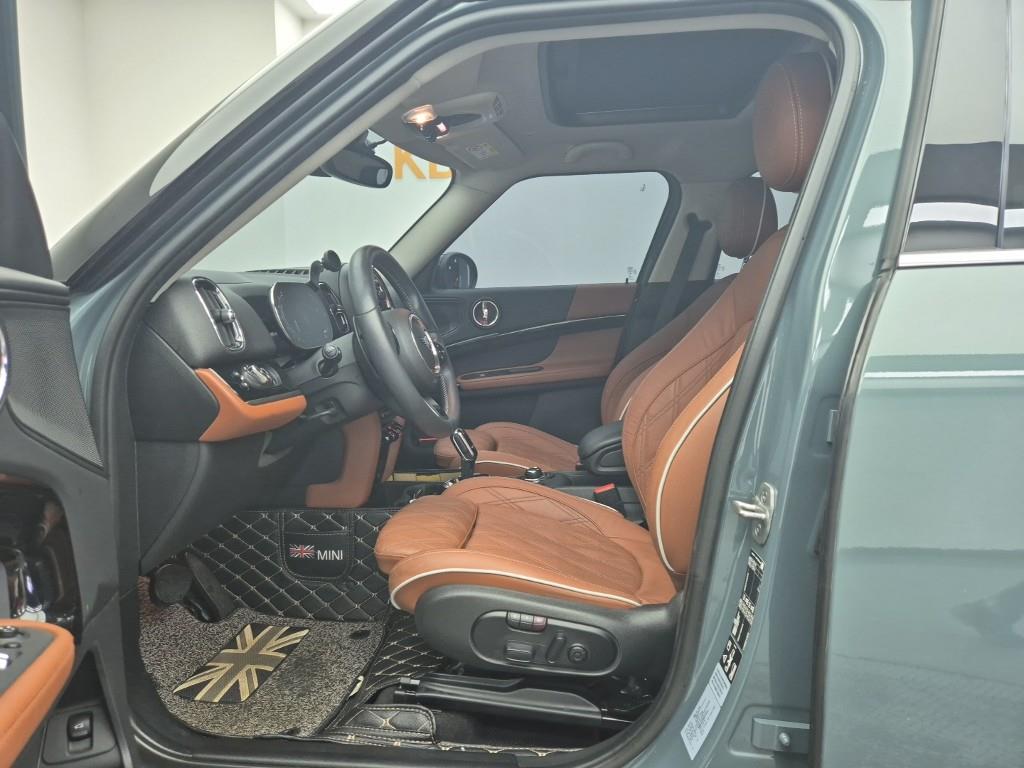Mini Countryman - Vista 11