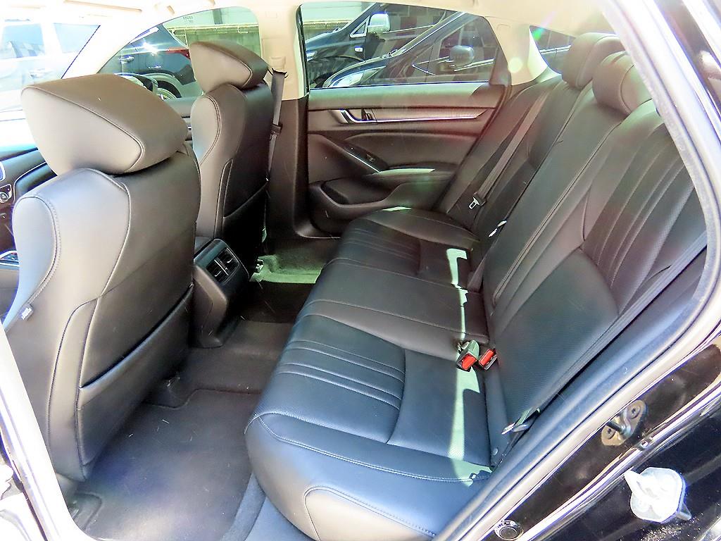 Honda Accord - Vista 6