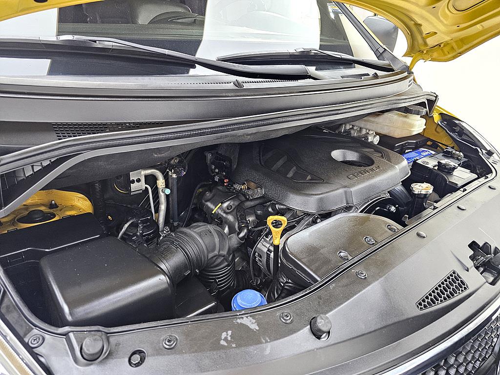 HYUNDAI Starex - Vista 6