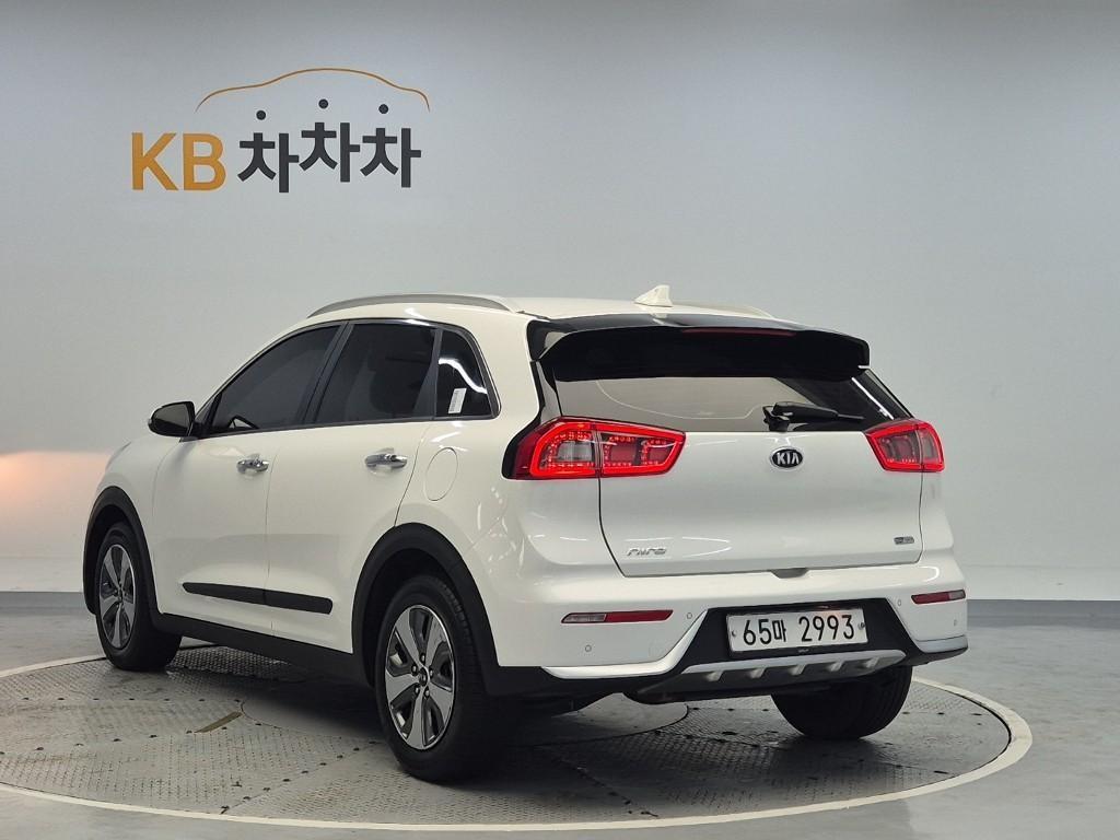 KIA Niro - Vista 2
